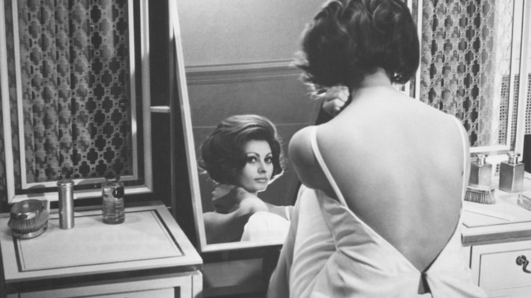 petineuseSophiaLoren