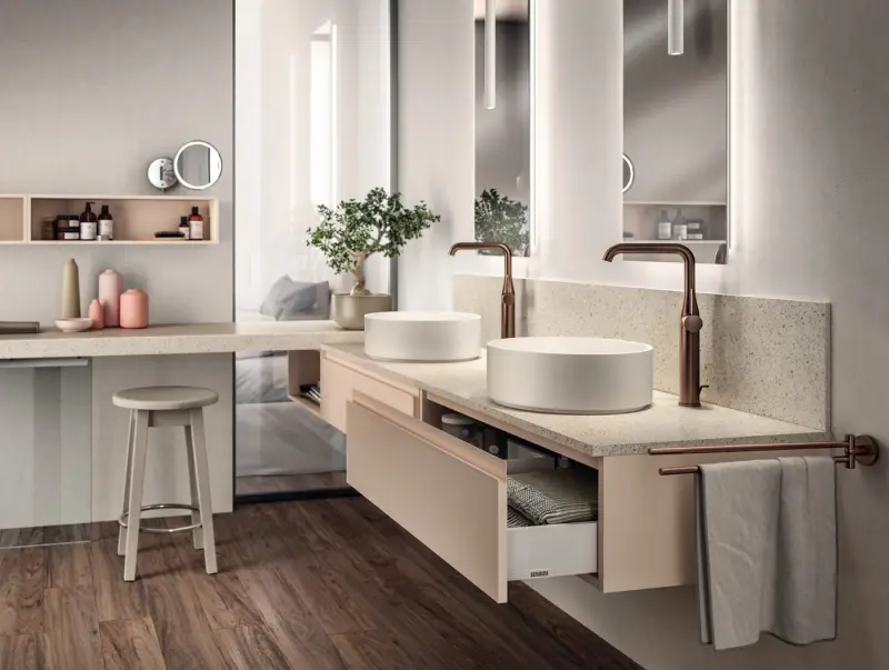angolo beauty in un bagno grande